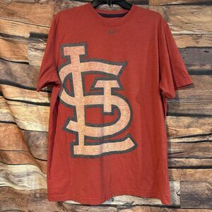 Nike St. Louis Cardinals XL T-Shirt Men's Red STL Distressed Logo Tee Baseball